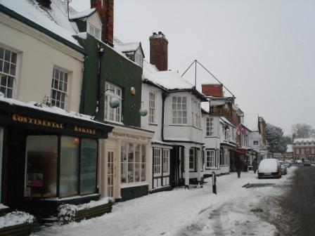 Highworth High Street in the snow of 2009